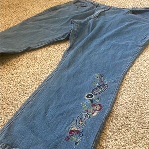 Denim&Co Ladies 2X Blue Flare Wide Leg Jeans with Embroidered Floral Details